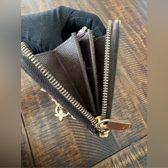 Louis Vuitton DAMIER full zip long wallet brown preloved will fit cell phone - Picture 15 of 17
